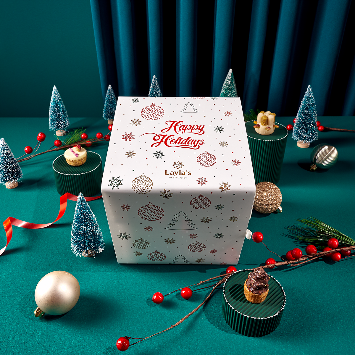 Happy Holidays Gift Box, 46 pc.